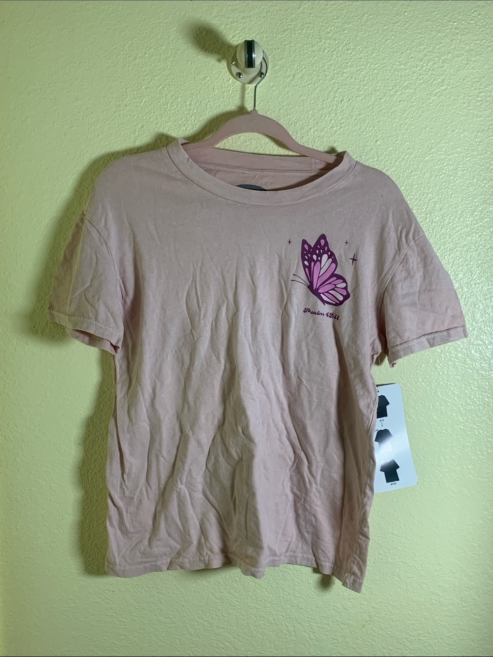 NWOT Butterfly Graphic Short Sleeve Tee - Pink, Size L